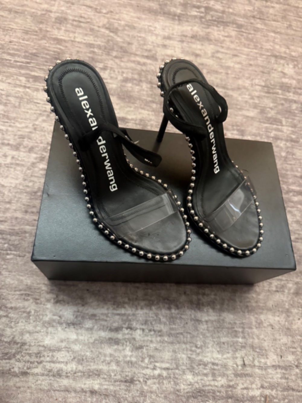 Heels - Picture 2 of 4